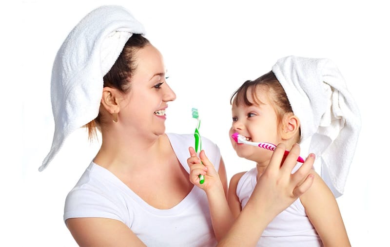 Cách hạn chế tình trạng nuốt kem đánh răng ở trẻ nhỏ